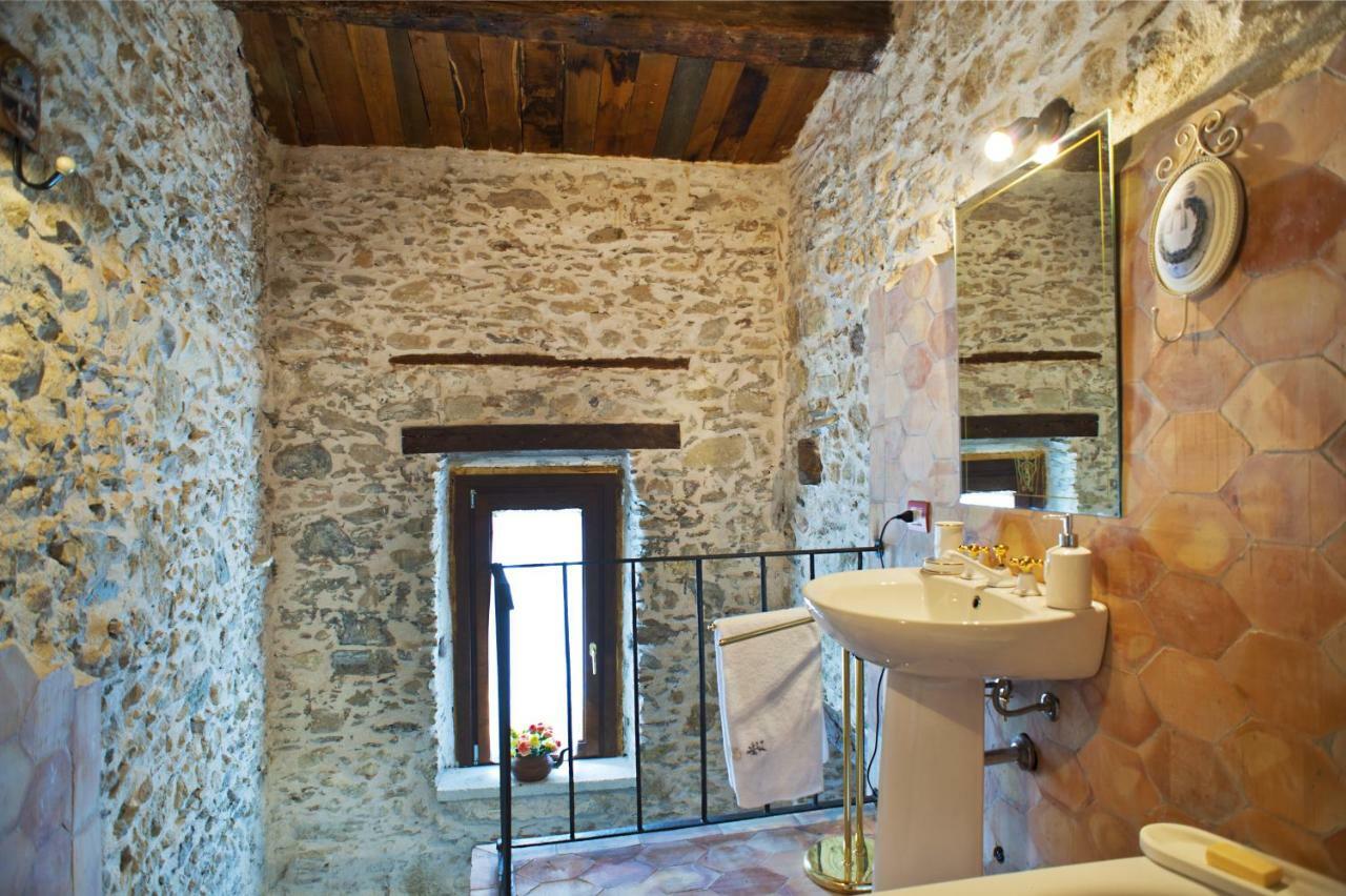 Отель Residenza D'Epoca Borgodifiume Фьюмефреддо-Бруцио Экстерьер фото
