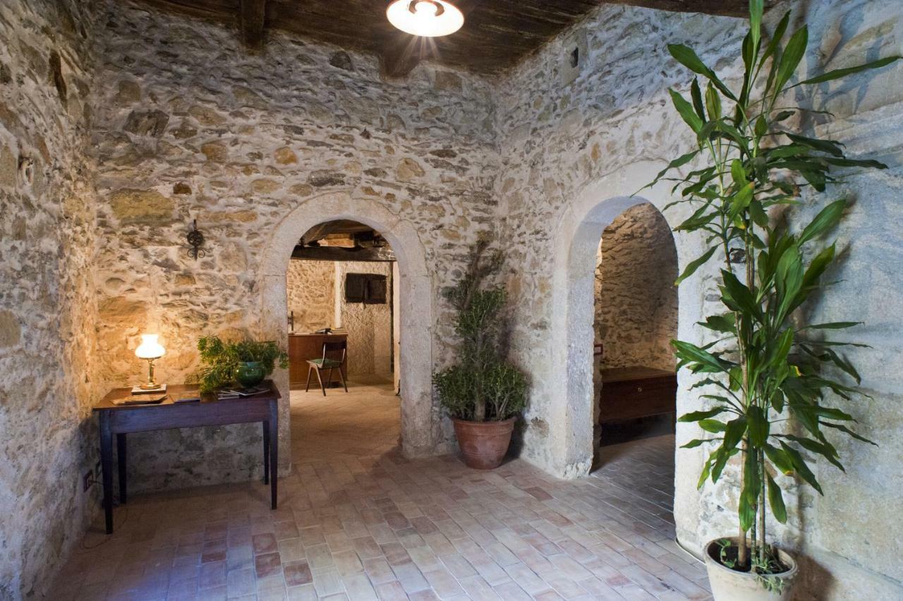 Отель Residenza D'Epoca Borgodifiume Фьюмефреддо-Бруцио Экстерьер фото