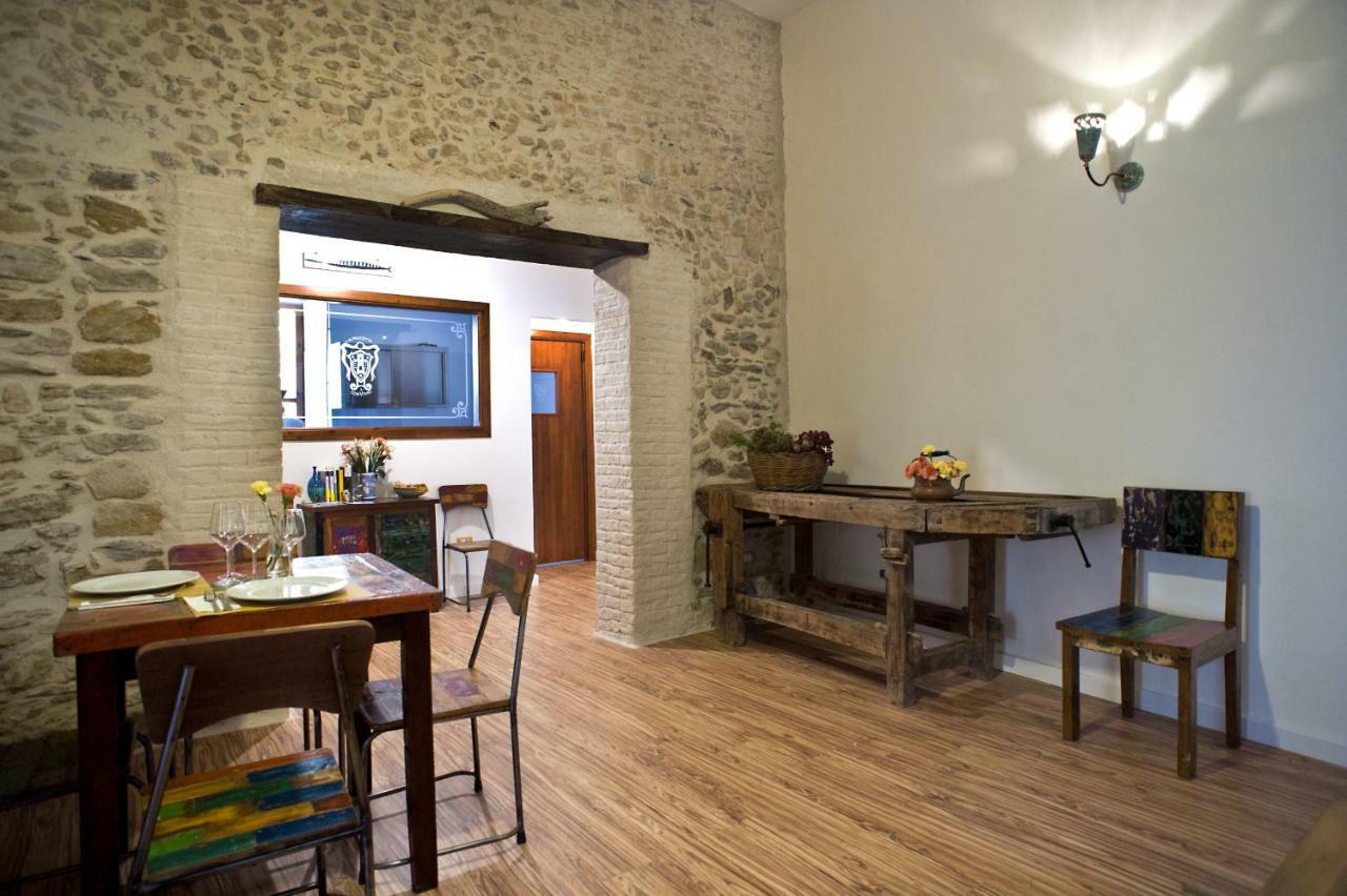 Отель Residenza D'Epoca Borgodifiume Фьюмефреддо-Бруцио Экстерьер фото