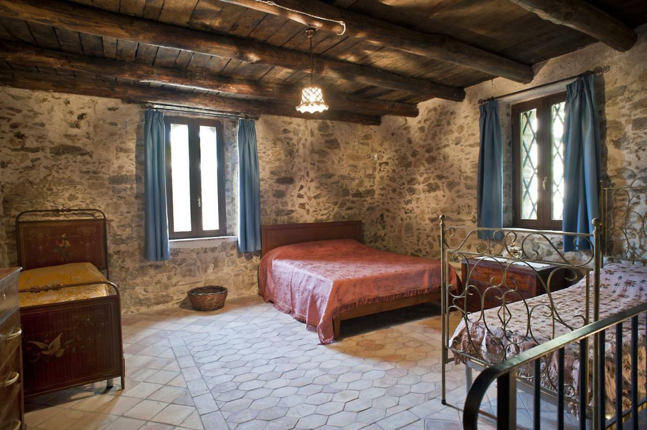Отель Residenza D'Epoca Borgodifiume Фьюмефреддо-Бруцио Экстерьер фото